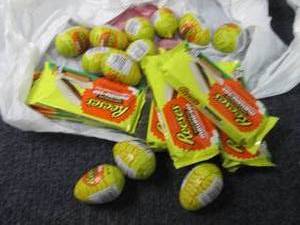 1.2 oz Reeses Mallow Top & Eggs...