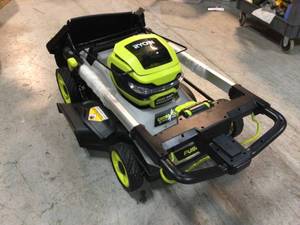 RYOBI 20-inch 40V Brushless Lithium-Ion Cordless Walk Behind Self-Propelled Lawn Mower  with 1 Battery in working condition see pictures