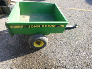 lot 19 image: John Deere Garden Trailer
