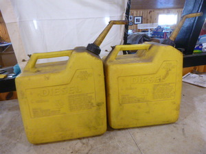 lot 22 image: 2 Diesel Gas Cans