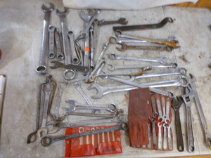 lot 56 image: Lot of Wrenches