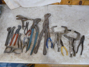 lot 66 image: Lot of Various Pliers