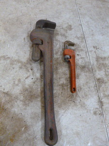 lot 67 image: Pipe Wrenches