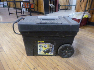 lot 76 image: Stanley Pro Mobile Toolbox