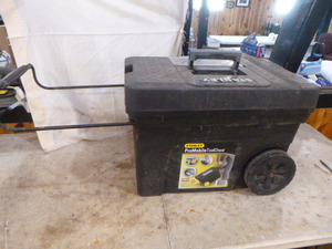 lot 80 image: Stanley Pro Mobile Toolbox