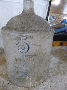 lot 131 image: Red Wing Stoneware Jug