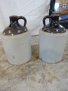 lot 133 image: 2 Unmarked Red Wing Jugs