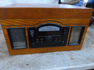 lot 134 image: Crosley AMFMCDCassette Record Player
