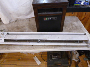 lot 148 image: 2 Heaters