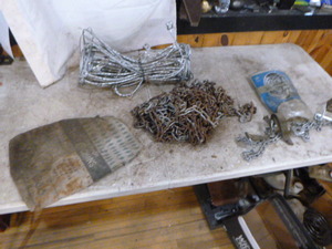 lot 171 image: Tire Cables and Chains