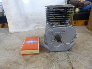 lot 178 image: Briggs & Stratton Short Block Assembly