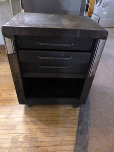 lot 199 image: 3 Drawer Rolling Toolbox