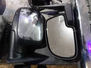 lot 15 image: 2000s Chevy Silverado Pair Of Power Mirrors