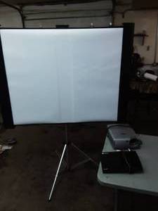 lot 39 image: In Focus Projector, Portable Screen-Accolade Duet (Screen Play 4805) & Sony Blu-Ray Player
