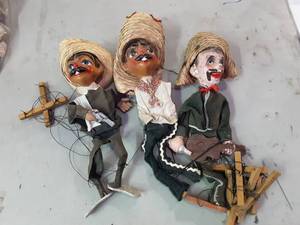 lot 48 image: 3-Vintage Marionettes