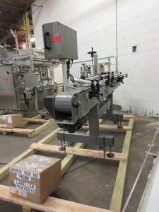 lot 503 image: UNIVERSAL LABELING SYSTEM MACHINE