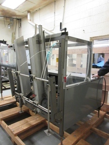 lot 514 image: COMBI CASE ERECTOR WITH BOTTOM SEALER AND TAPE HEAD