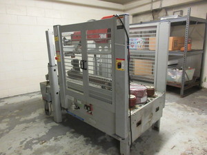 lot 518 image: 3M MATIC ADJUSTABLE CASE SEALING SYSTEM WITH TOP AND BOTTOM TAPER