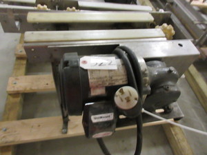 lot 522 image: COMPLETE DRIVE UNIT FOR CHAIN CONVEYOR