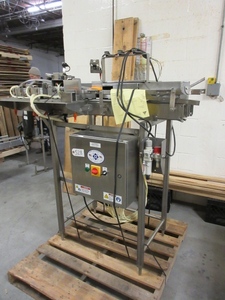 lot 528 image: BOTTLE PUSHER