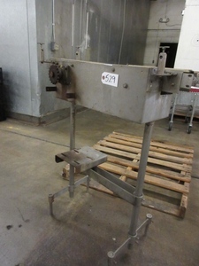 lot 529 image: CROSSOVER CONVEYOR DRIVE END FRAME - NO MOTOR