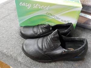 Easy Street size 9W Comfort Wear Sh...