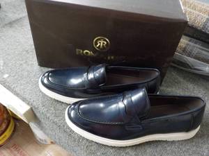 Romario Navy Size 8 Shoes...