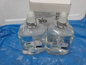 2 -67 oz GOJO Green Certified Foam ...
