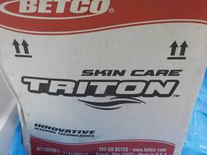 Betco 4 Liter Jug Triton Skin Care ...