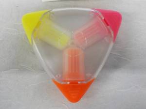 100 Triangular Markers...