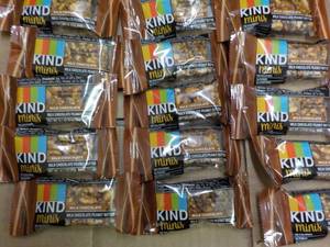 30 Kind Minis Milk Chocolate Peanut...