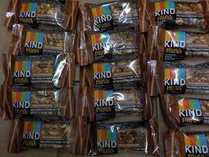 30 Kind Minis Milk Chocolate Peanut...