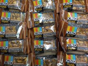 30 Kind Minis Milk Chocolate Peanut...