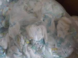 100 or so Diapers newborn-3mths si...