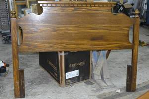 lot 16 image: Wood Bed frame