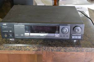 lot 28 image: JVC XV-D701 DVD Player