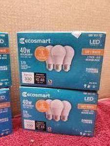Lot of 6 Ecosmart LED Soft White Light bulbs.