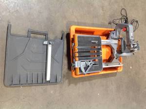 Ridgid 12 Amp Corded 8 in. Tile Saw missing stand used in working condition see pictures