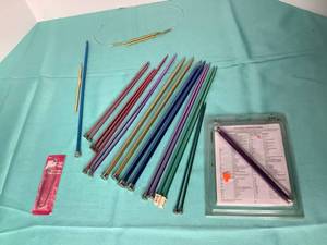 lot 35 image: Knitting and Crochet Needles Lot
