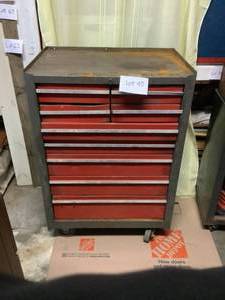 lot 45 image: 8 Drawer Tool Chest  Cabinet - 27 X 38 Inches