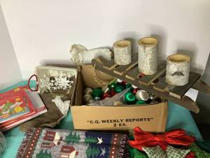 lot 50 image: Christmas Decorations