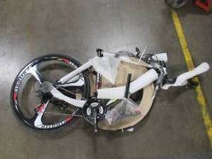 lot 348 image: Eurobike 21 Speed Shifting System Road Bike Model XC550 (damaged And Missing Parts)