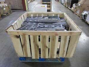 lot 376 image: Easy Stack 5 in. x 20 in. Grayson No Mortar Concrete Ledge Stone Flat Panel Aprox.100 sq. ft. Crated