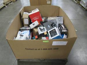 lot 382 image: WHOLESALE MIXED PALLET OF MISCELLANEOUS HOUSE HOLD GOODS AND MORE