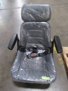 lot 423 image: VEVOR TractorForklift Lift Seat with Adjustable Seat Back - Missing Installation Hardware.