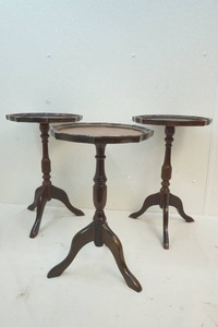 lot 29 image: wine tables