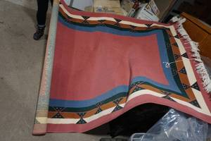 lot 69 image: area rug