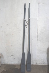 lot 89 image: oars