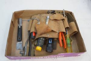 lot 95 image: toolbelt with tools