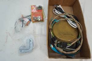 lot 128 image: battery terminal
